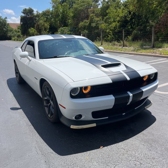 Used 2022 Dodge Challenger R/T w/ Blacktop Package RWD image 7