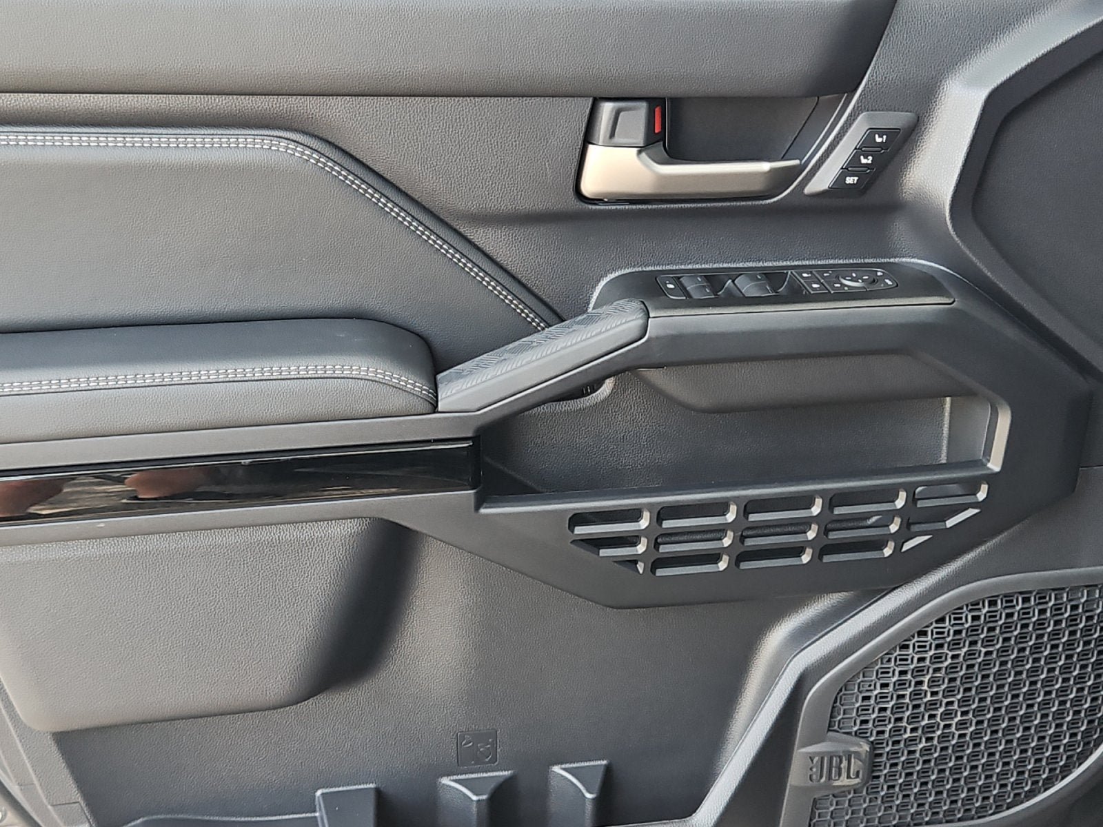 New 2026 Toyota 4Runner 4WD image 12