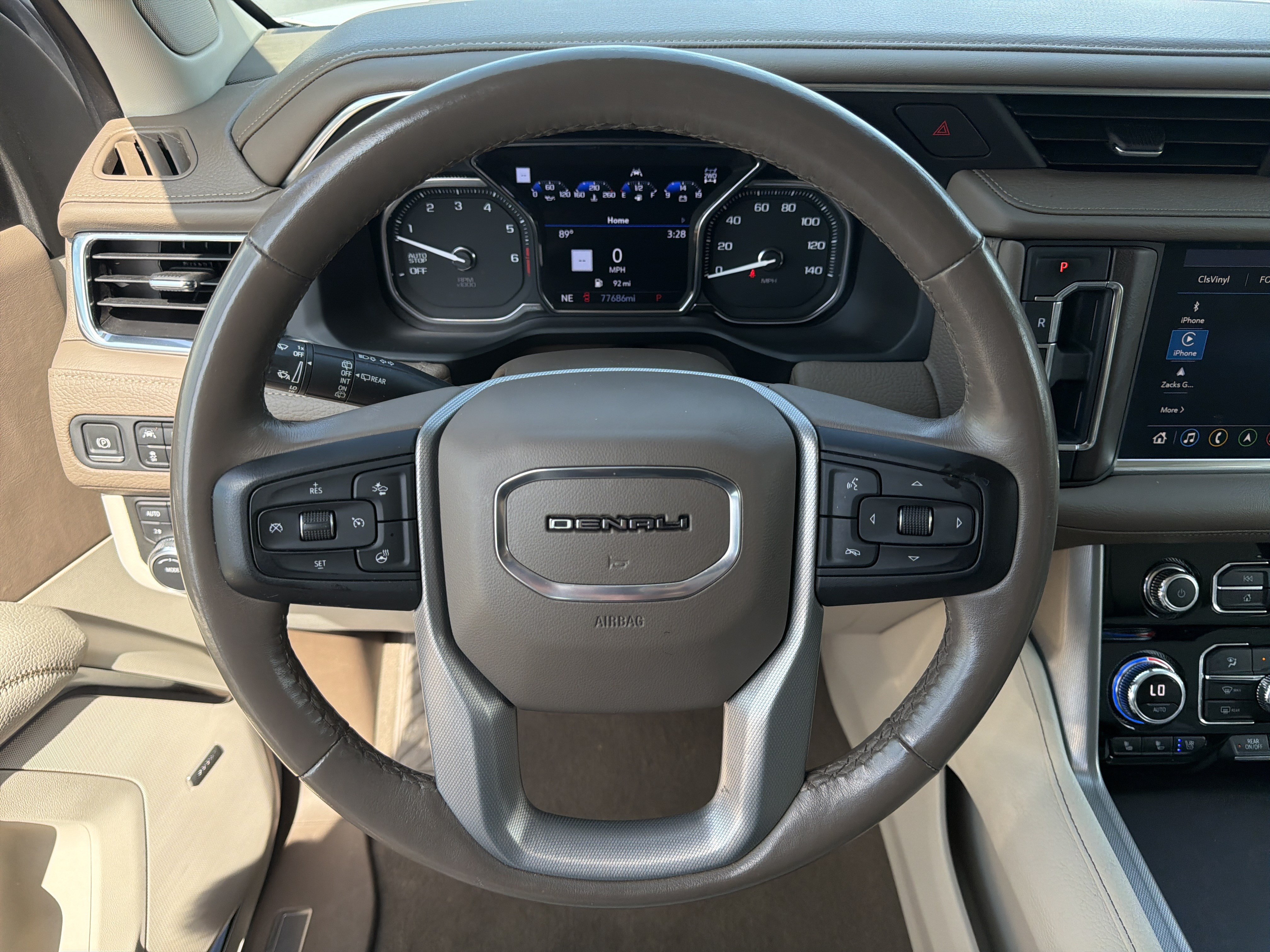 Used 2021 GMC Yukon Denali AWD/4WD image 30