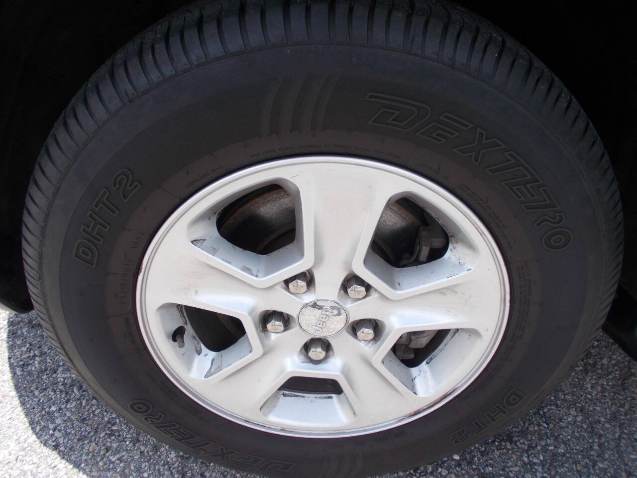 Used 2015 Jeep Grand Cherokee Laredo RWD image 11
