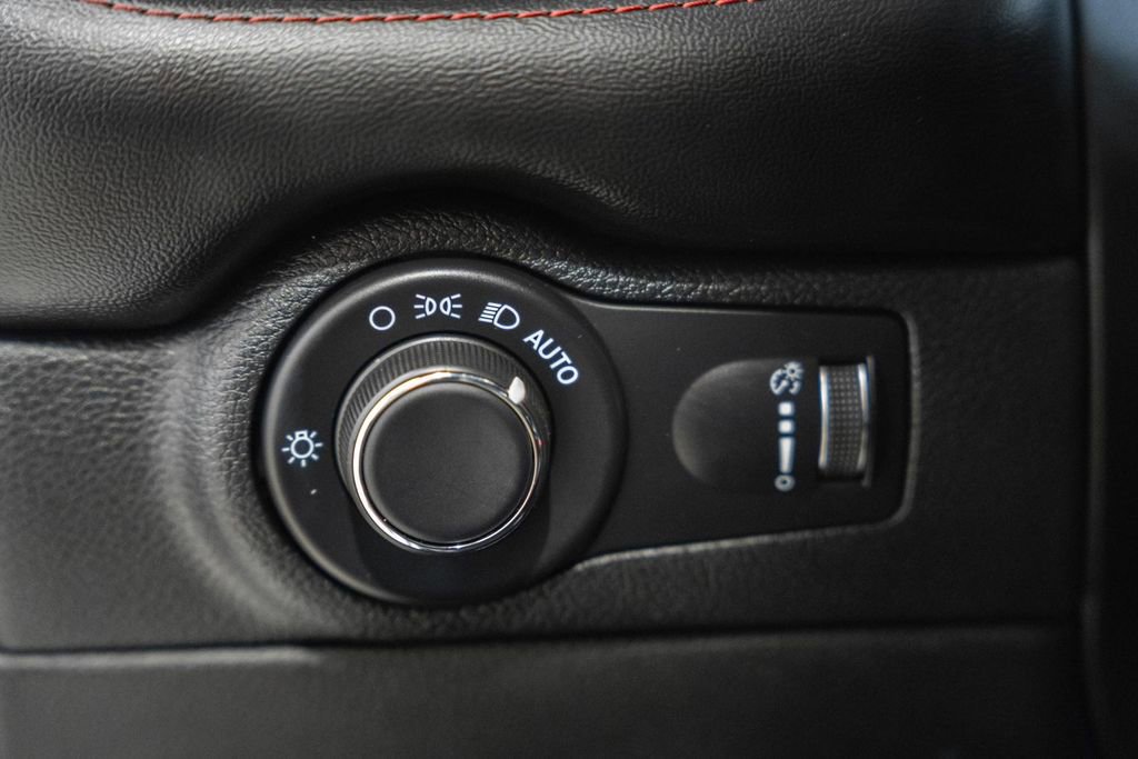 Used 2025 Dodge Durango GT image 51