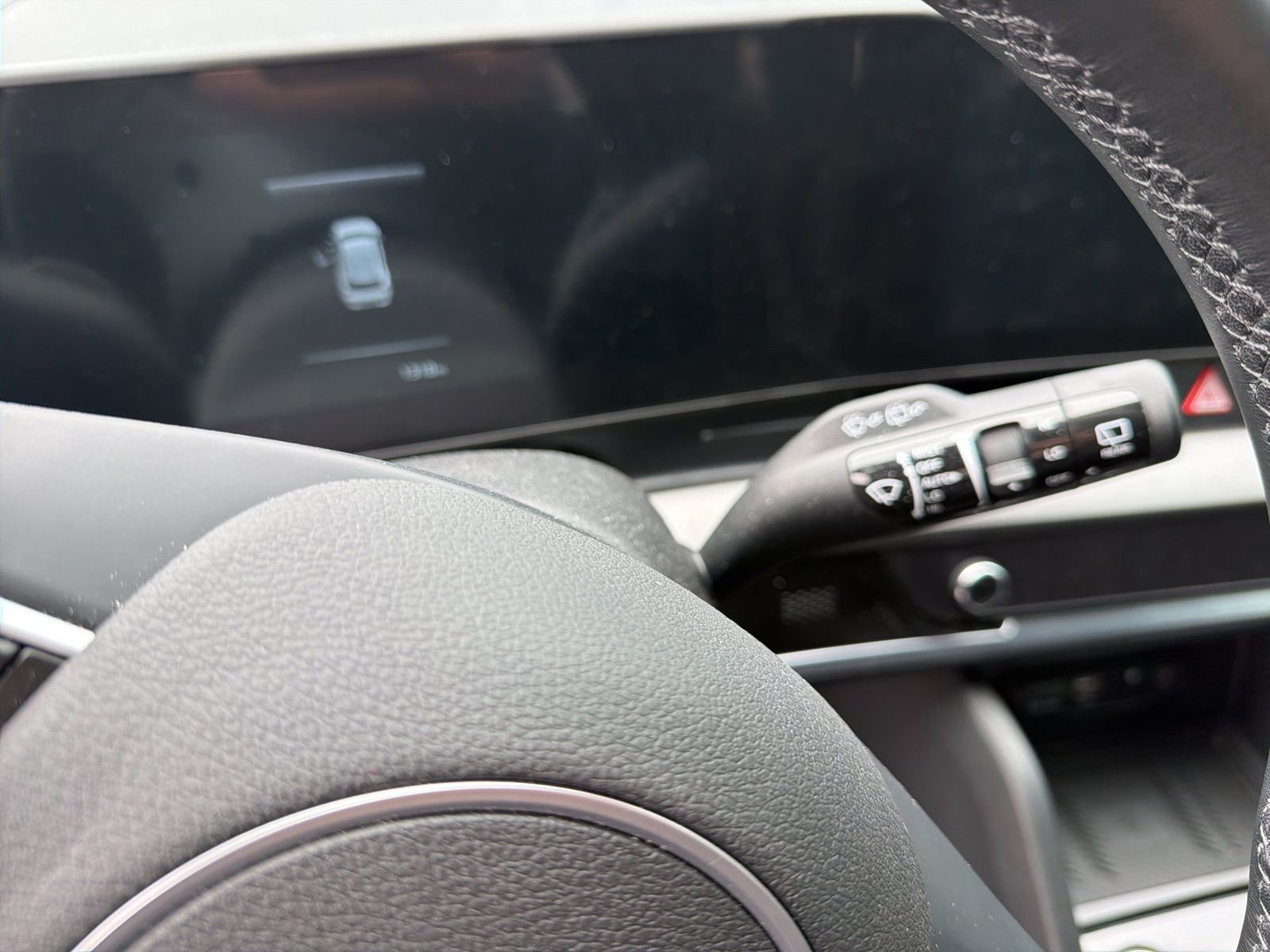 Used 2025 Kia Sportage EX w/ Premium Package image 14