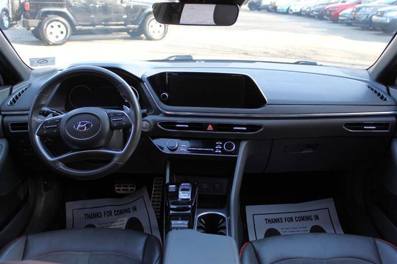 Used 2020 Hyundai Sonata SEL Plus w/ Tech Package FWD image 12