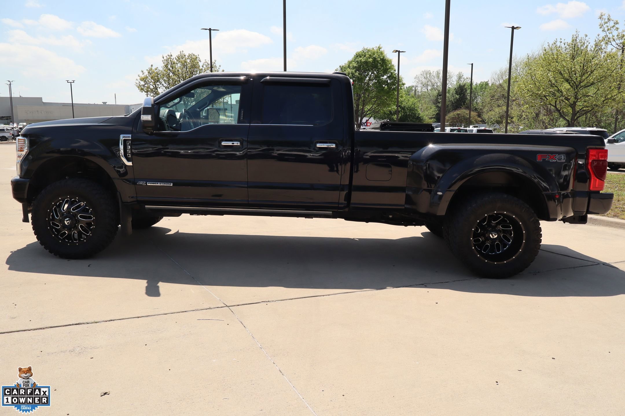 Used 2022 Ford F350 Platinum image 9