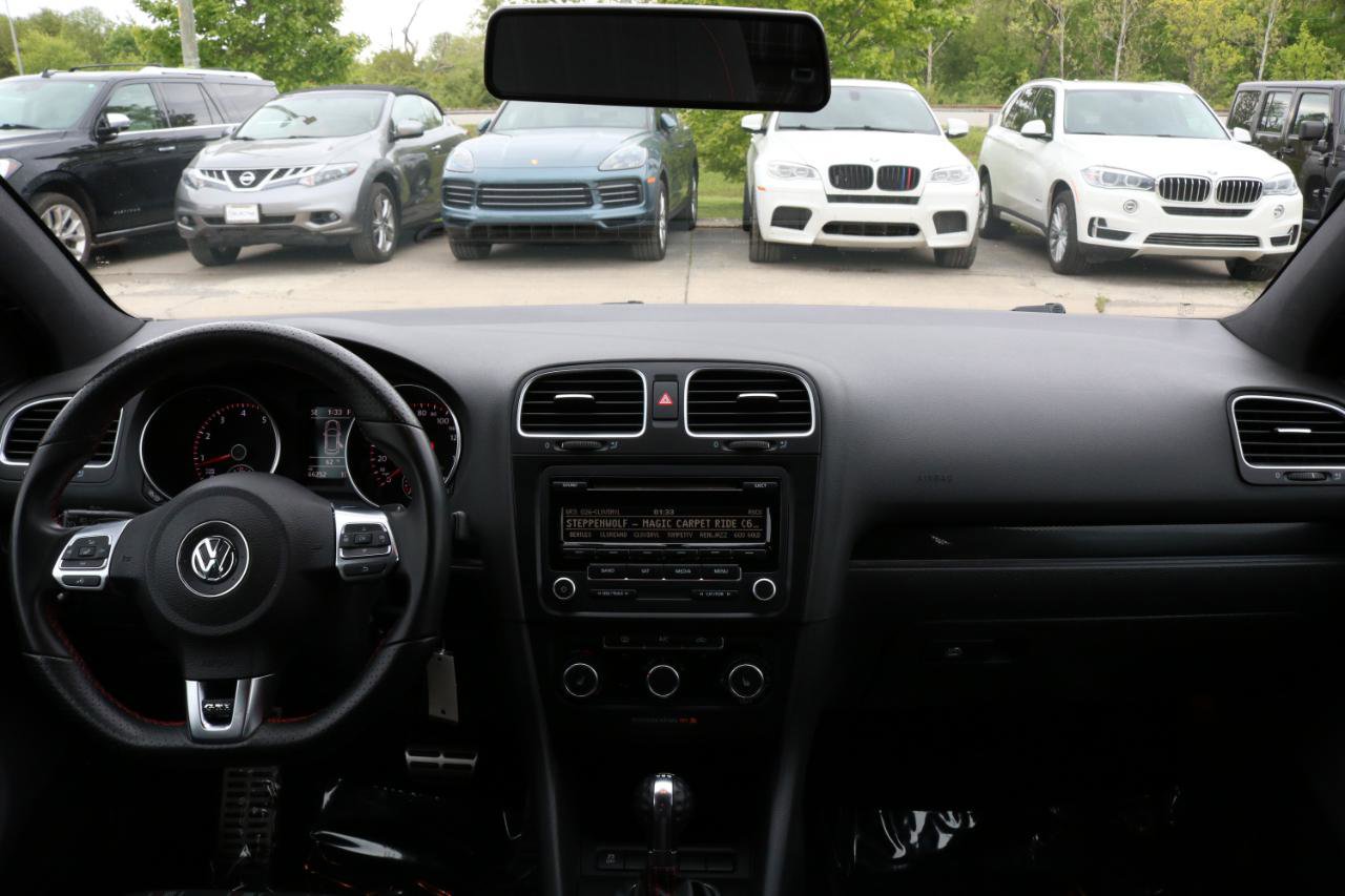 Used 2013 Volkswagen Golf 4-Door FWD image 47