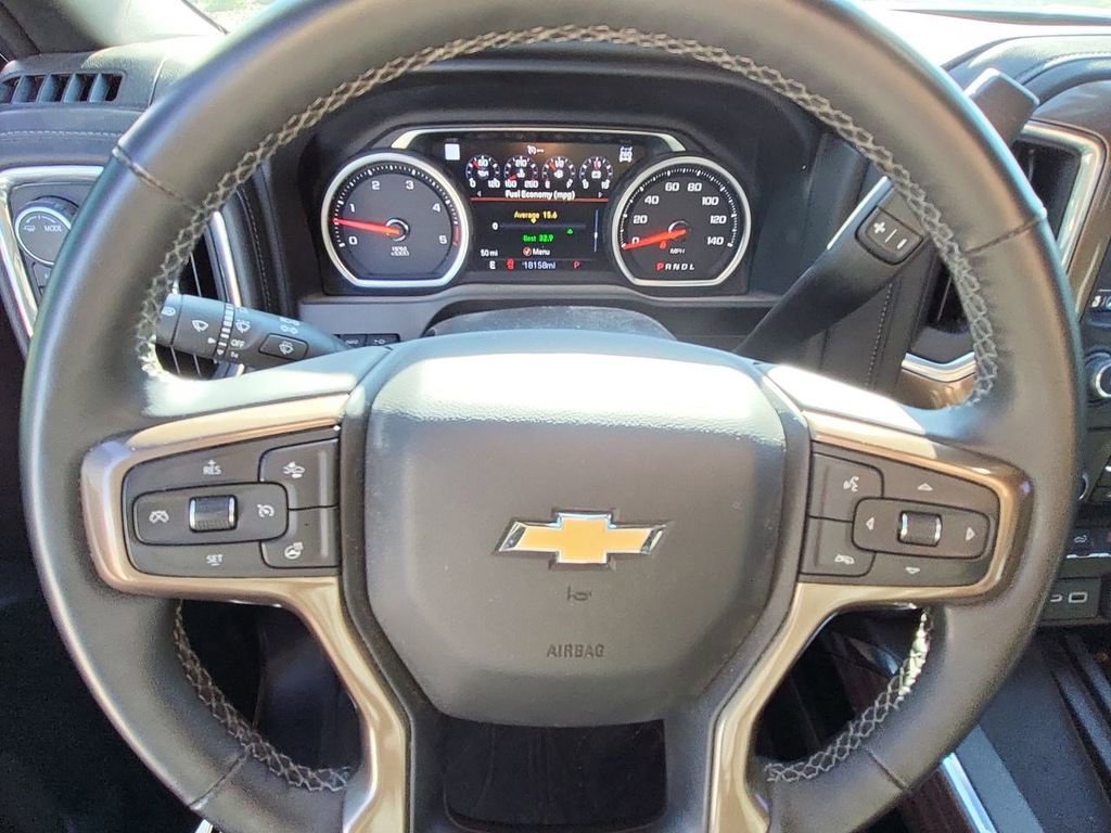 Used 2023 Chevrolet Silverado 3500 High Country image 18