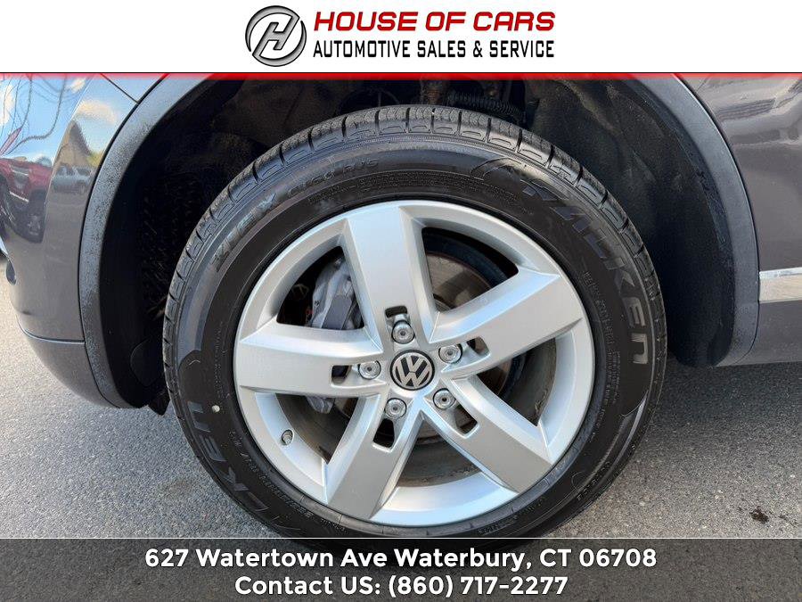 Used 2013 Volkswagen Touareg TDI AWD/4WD image 60