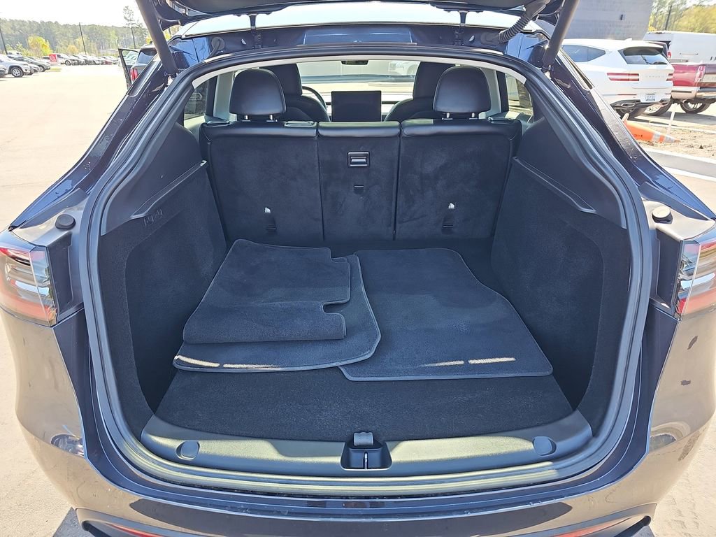 Used 2024 Tesla Model Y Long Range image 15