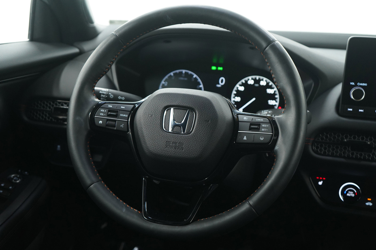 Used 2024 Honda HR-V Sport image 14