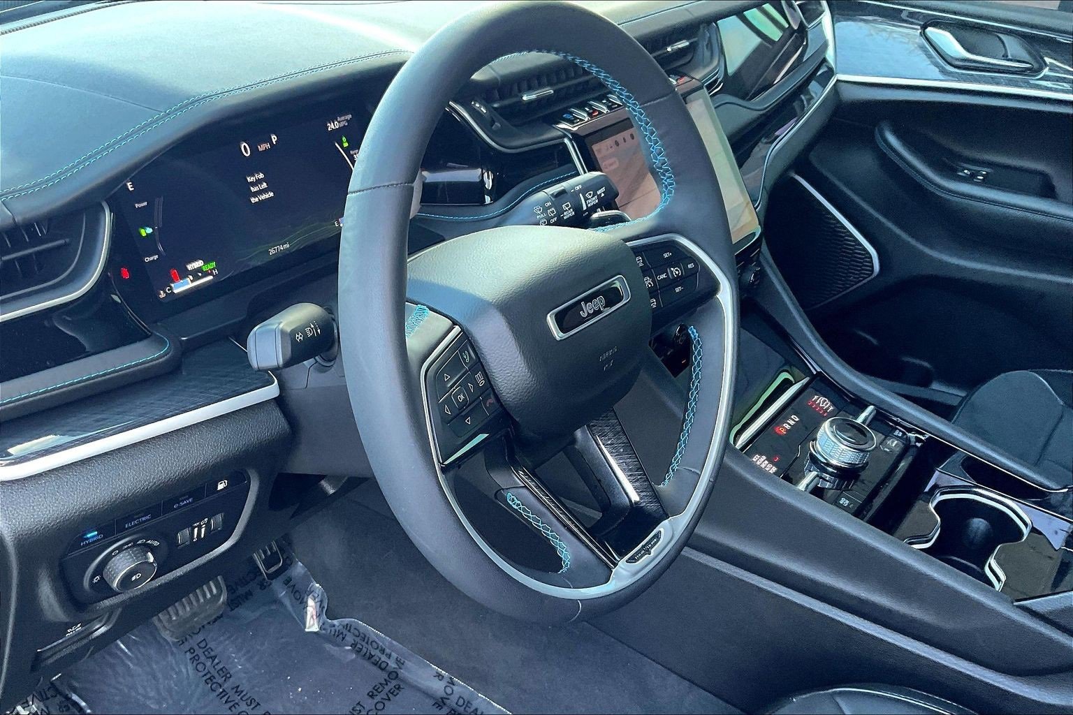 Used 2022 Jeep Grand Cherokee Trailhawk image 16