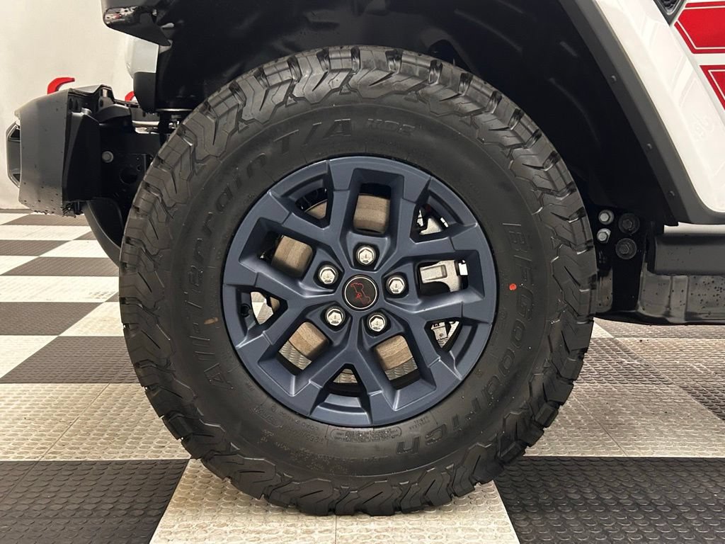 New 2026 Jeep Wrangler Unlimited Sport w/ Dual Top Group AWD/4WD image 8