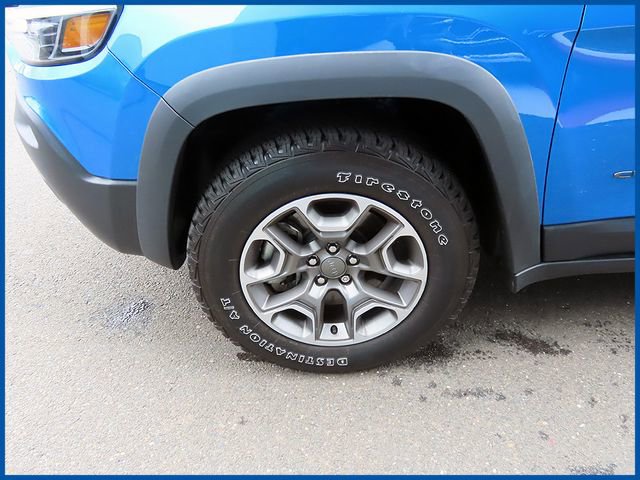 Certified 2022 Jeep Cherokee Trailhawk w/ Sun, Sound & Nav Group AWD/4WD image 4