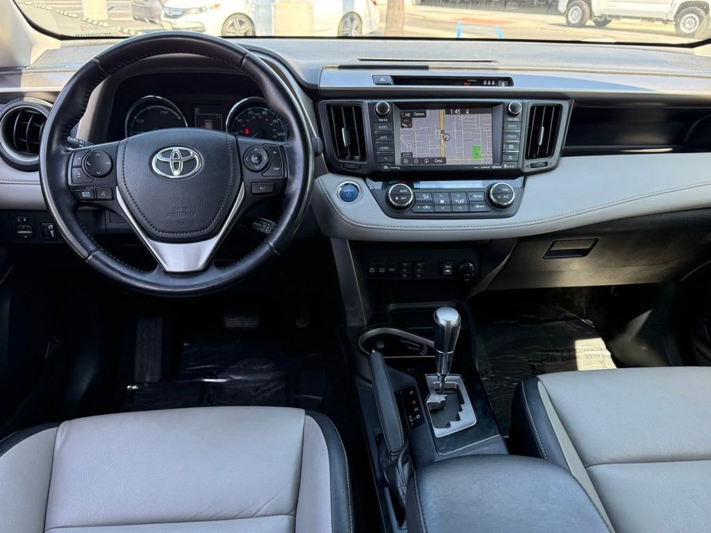 Used 2017 Toyota RAV4 Limited image 34