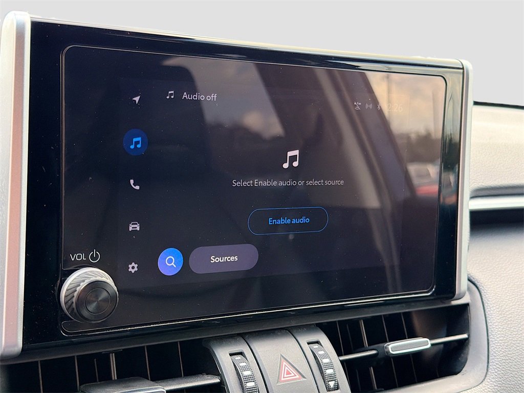 Used 2023 Toyota RAV4 XLE Premium image 15