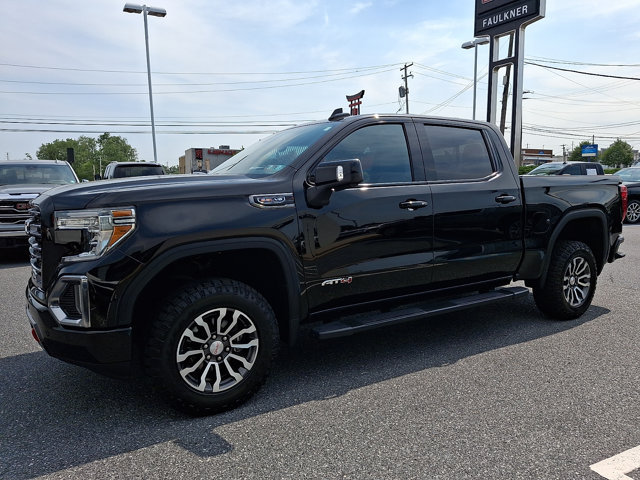 Certified 2020 GMC Sierra 1500 AT4 w/ AT4 Premium Package AWD/4WD image 3