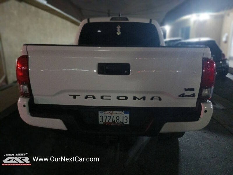 Used 2019 Toyota Tacoma TRD Off-Road AWD/4WD image 6