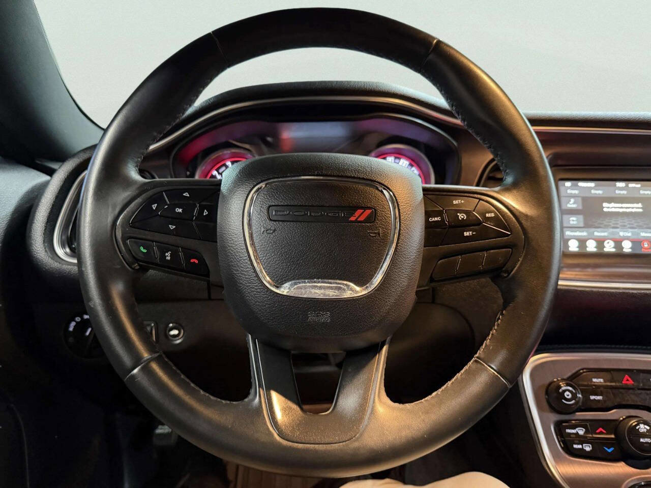 Used 2018 Dodge Challenger SXT image 22