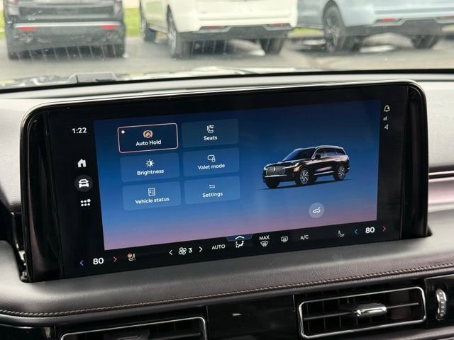 Used 2025 Lincoln Aviator AWD image 26