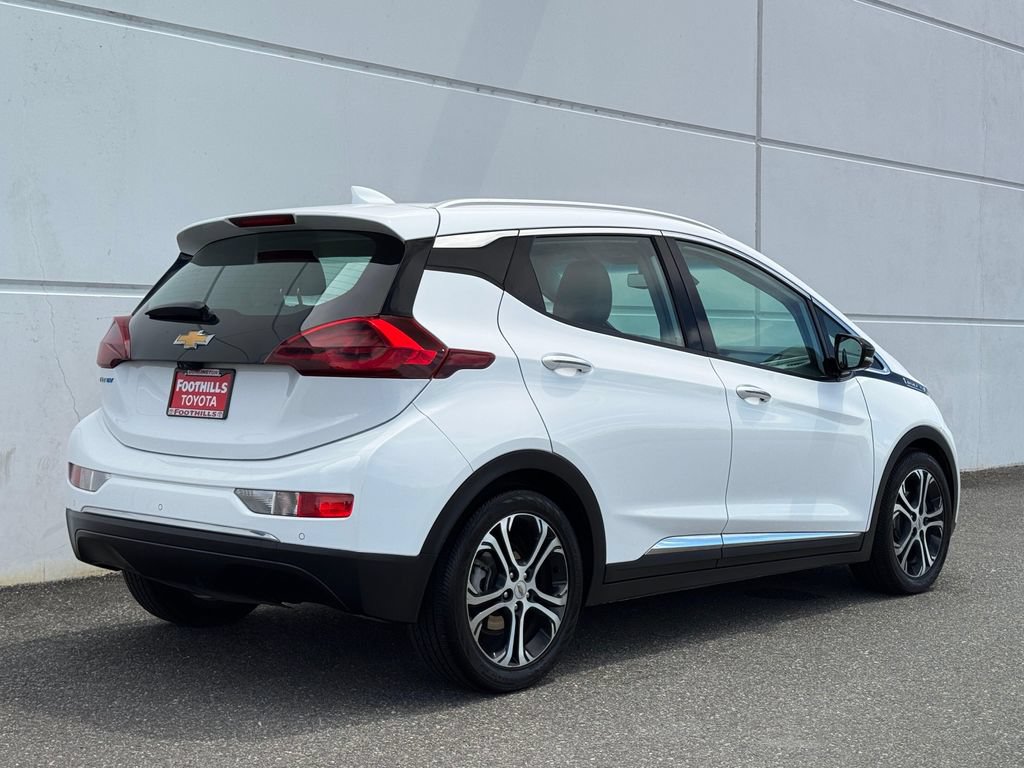 Used 2018 Chevrolet Bolt Premier w/ Driver Confidence II Package FWD image 7