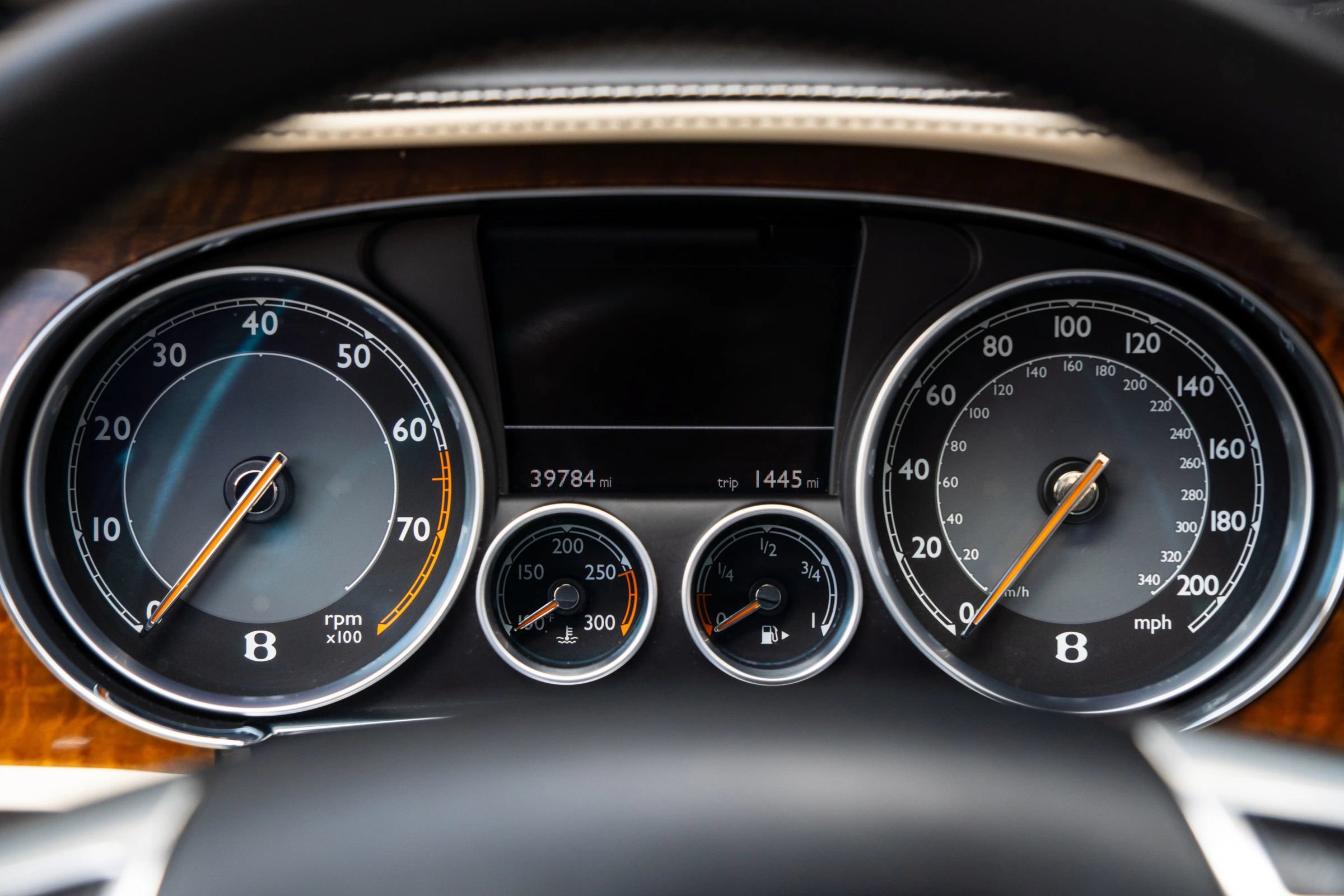Used 2015 Bentley Flying Spur V8 AWD/4WD image 37
