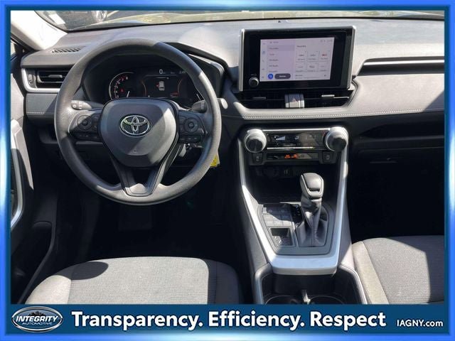 Used 2025 Toyota RAV4 LE AWD/4WD image 13