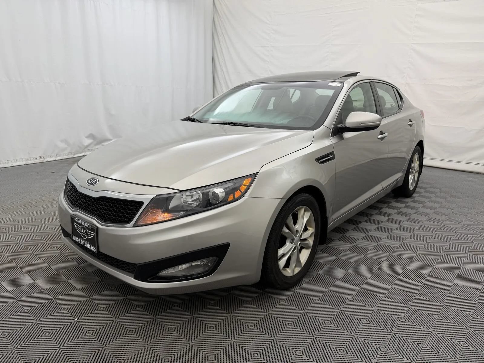 Used 2012 Kia Optima EX w/ Premium Pkg FWD image 2