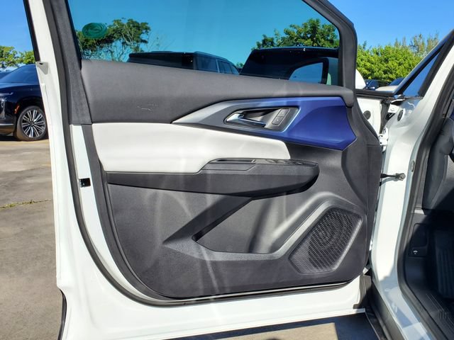 New 2026 Chevrolet Equinox EV LT AWD/4WD image 10
