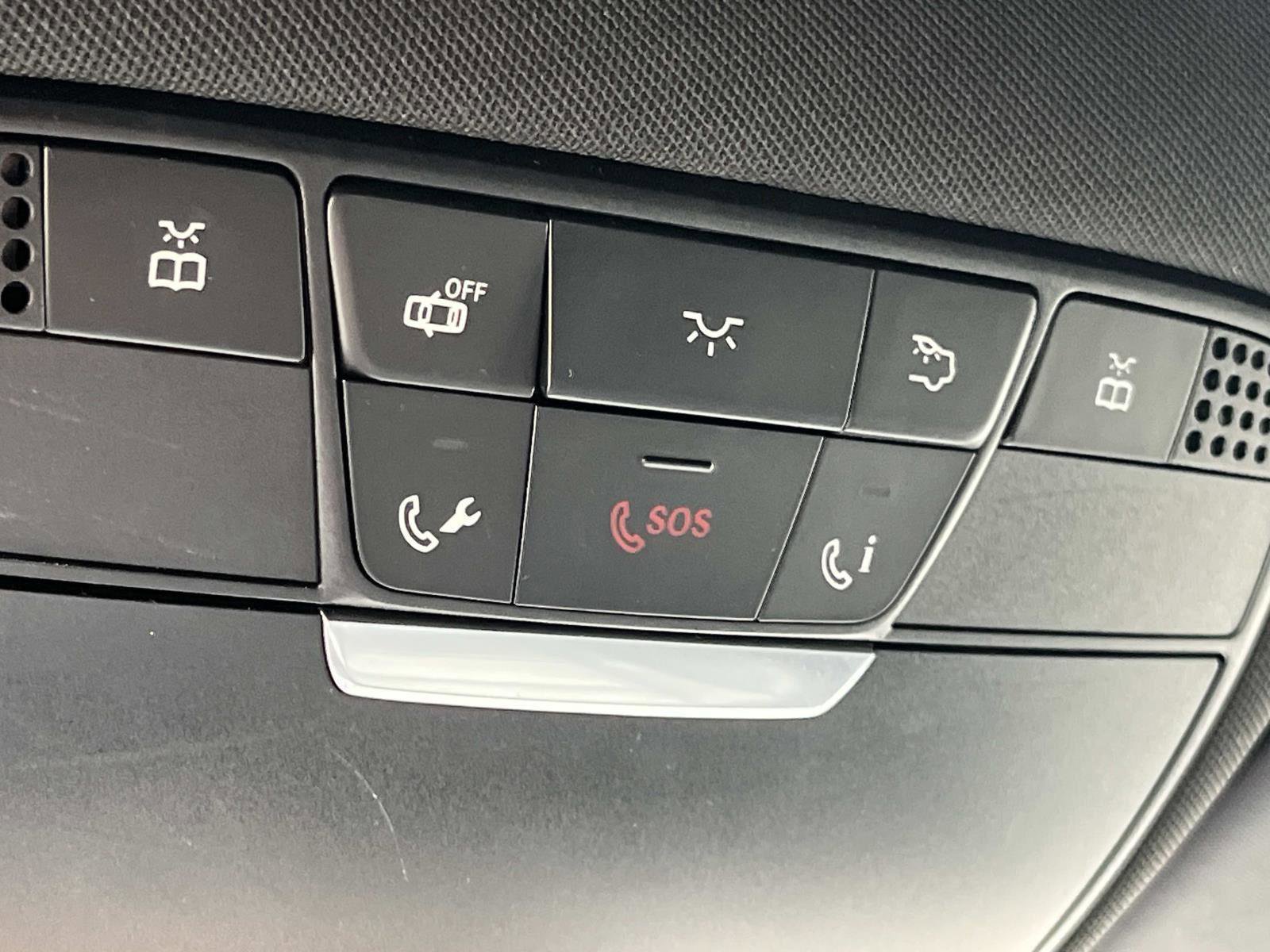 Used 2019 Mercedes-Benz GLC 300 4MATIC Coupe image 33