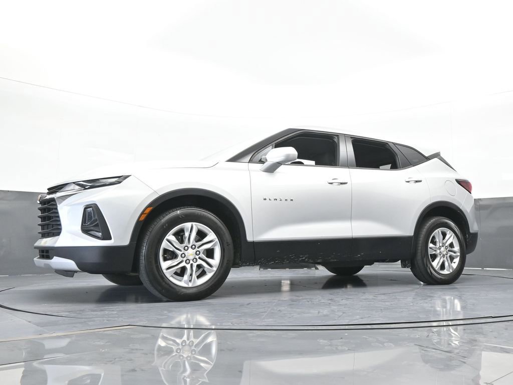 Used 2019 Chevrolet Blazer L FWD image 50