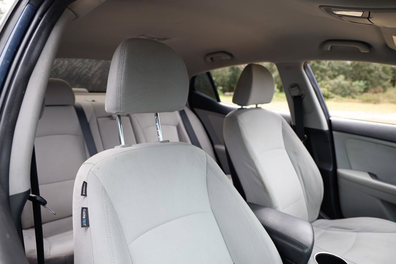Used 2015 Kia Optima LX FWD image 16