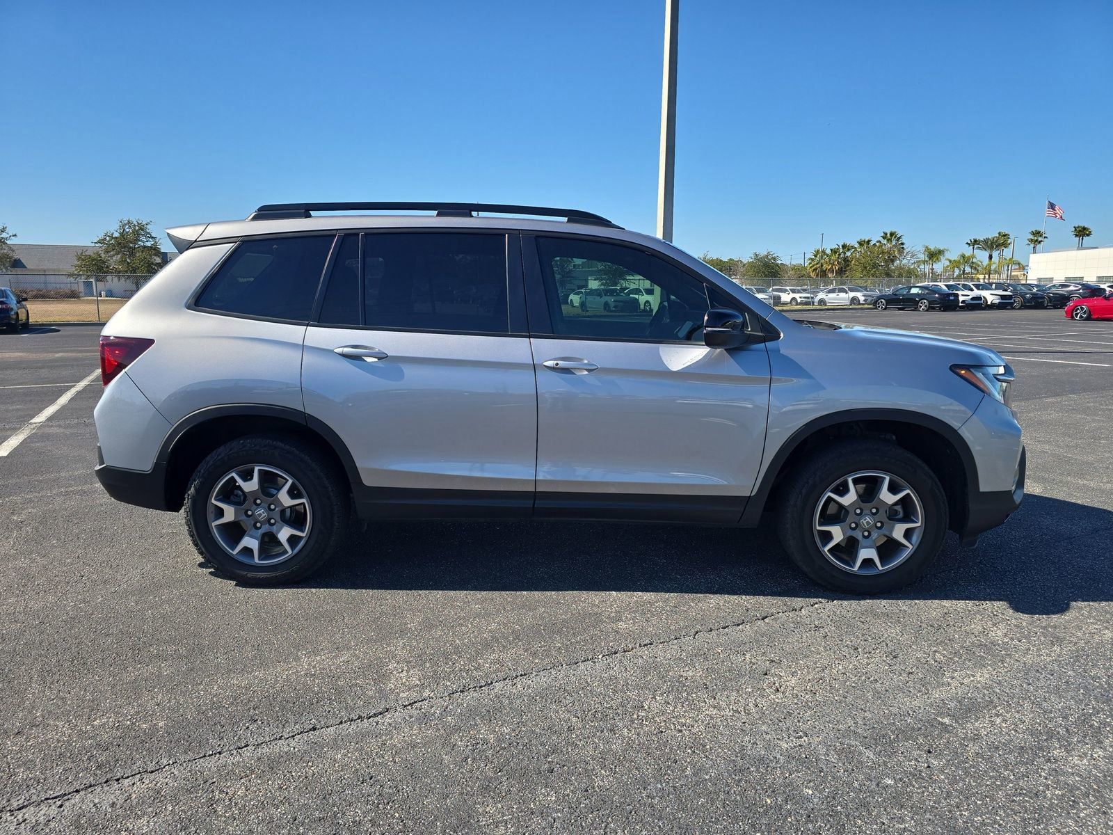 Certified 2023 Honda Passport TrailSport image 3