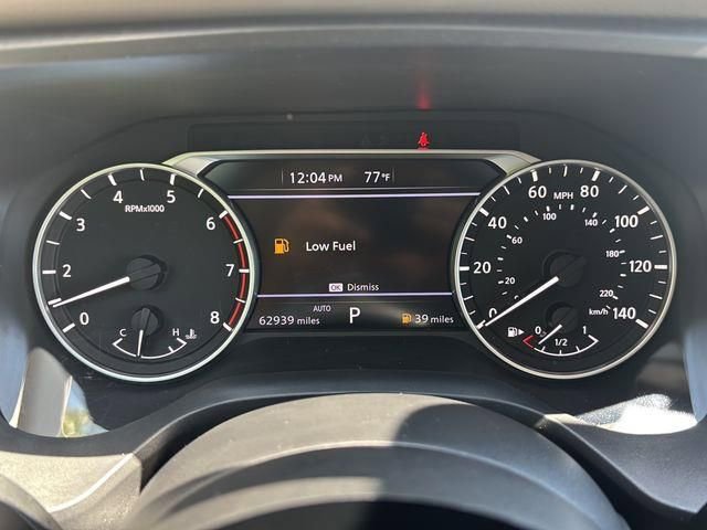 Used 2022 Nissan Rogue SV AWD/4WD image 19
