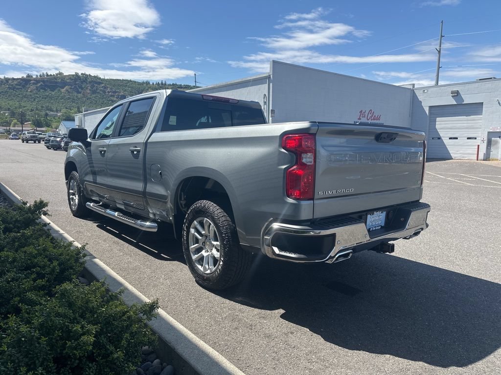 New 2026 Chevrolet Silverado 1500 LT w/ Z71 Off-Road Package AWD/4WD image 8