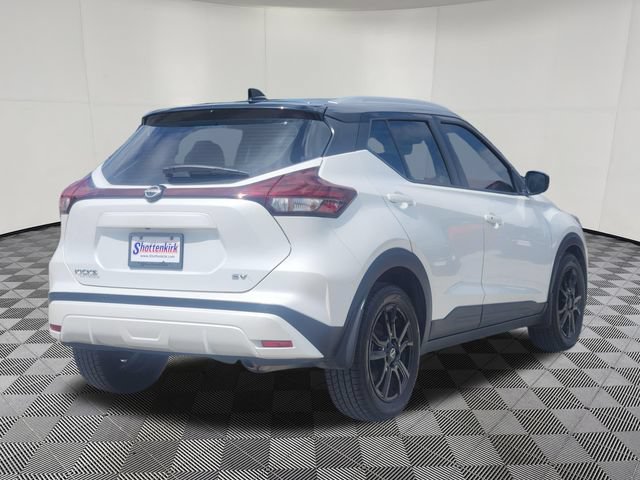 Used 2023 Nissan Kicks SV w/ Interior Electronics Package FWD image 5