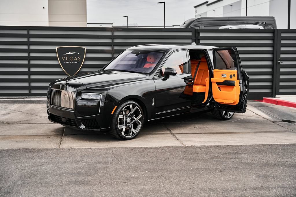 Used 2026 Rolls-Royce Cullinan Black Badge AWD/4WD image 5