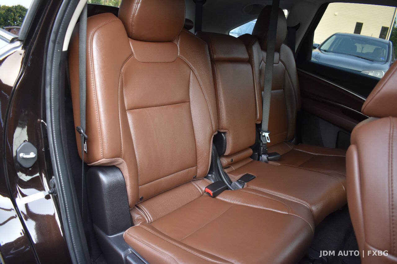 Used 2017 Acura MDX w/ Technology Package AWD/4WD image 15
