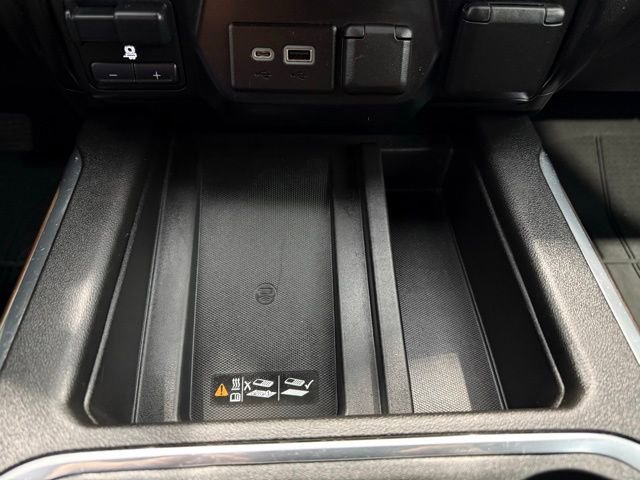 Used 2021 Chevrolet Silverado 1500 High Country w/ Z71 Off-Road Package image 39