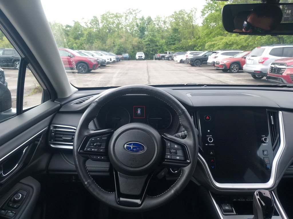 Certified 2025 Subaru Outback Onyx Edition AWD/4WD image 12