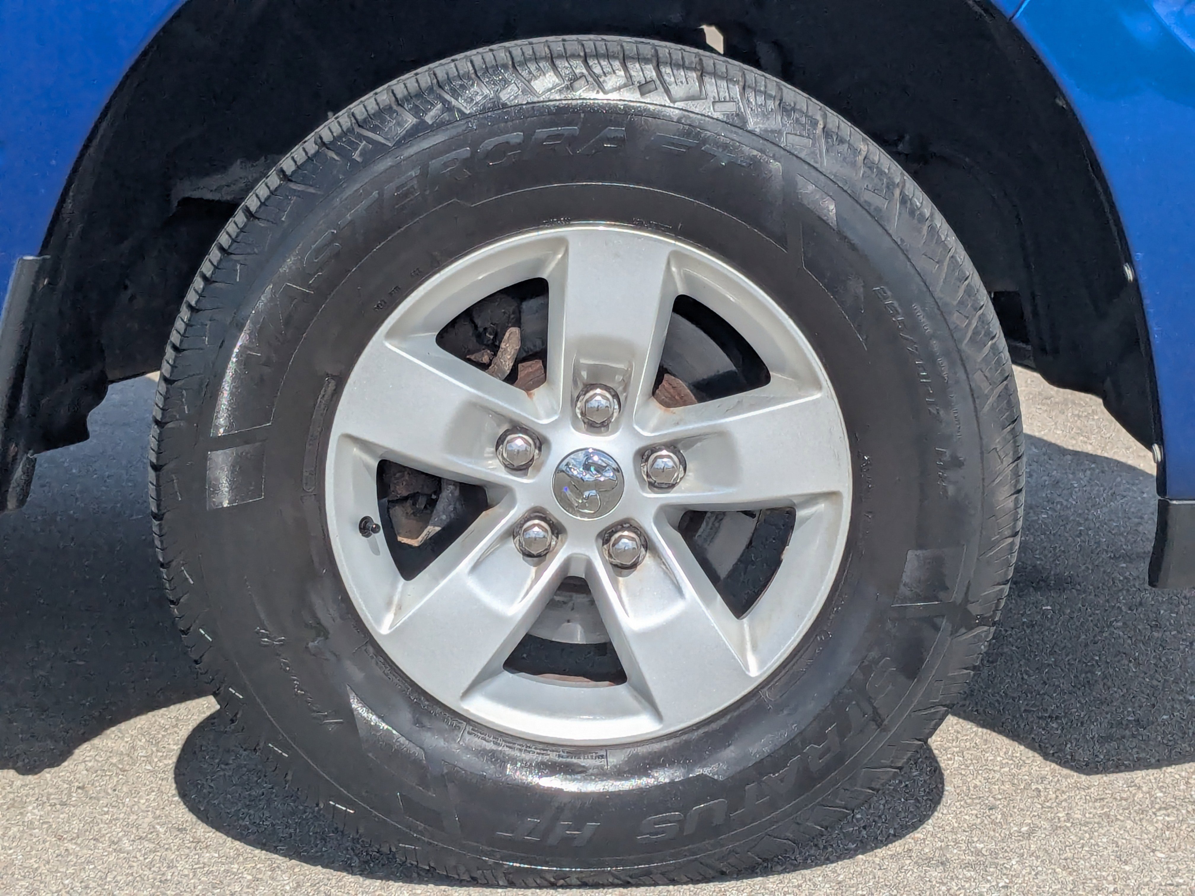 Used 2018 RAM 1500 Express image 11