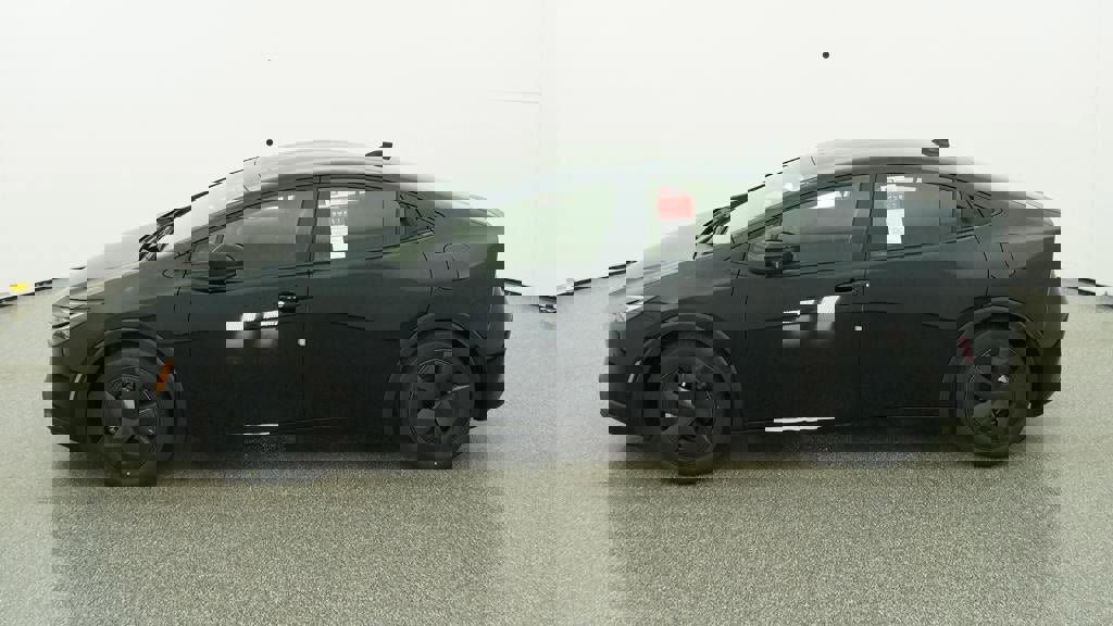 New 2026 Toyota Prius LE image 3