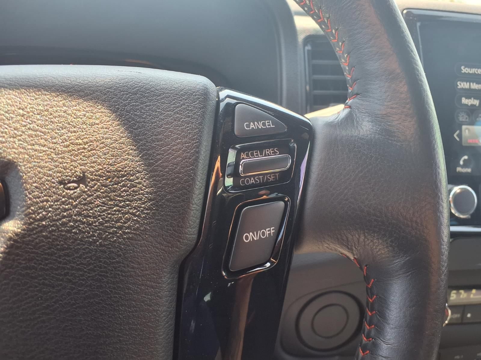 Used 2024 Nissan Frontier Pro-X RWD image 15