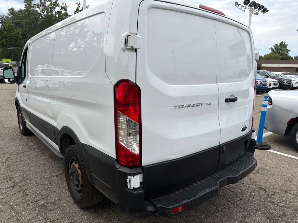 Used 2019 Ford Transit 150 130 Low Roof w/ Interior Upgrade Package RWD image 7