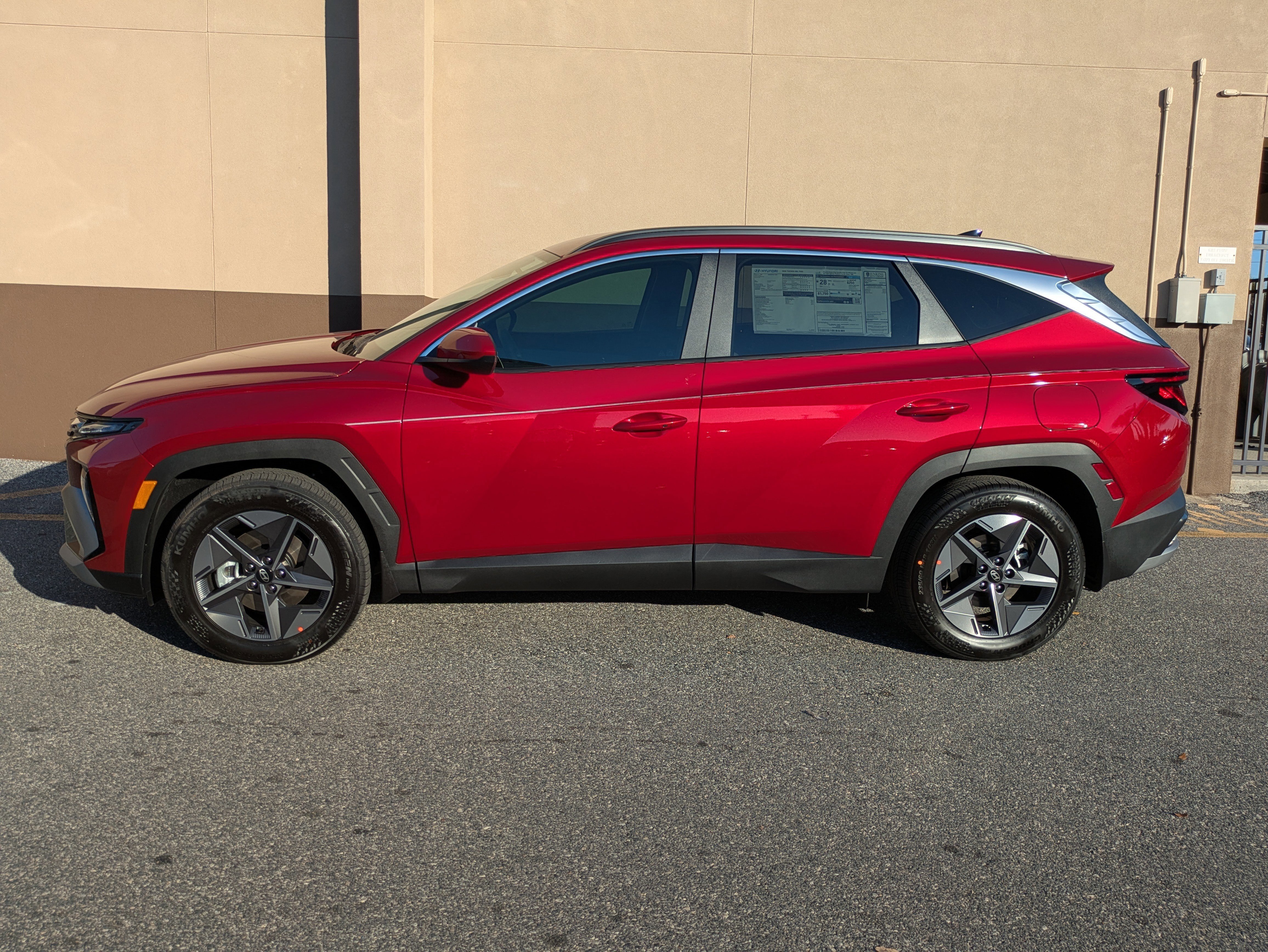 New 2026 Hyundai Tucson SEL image 9