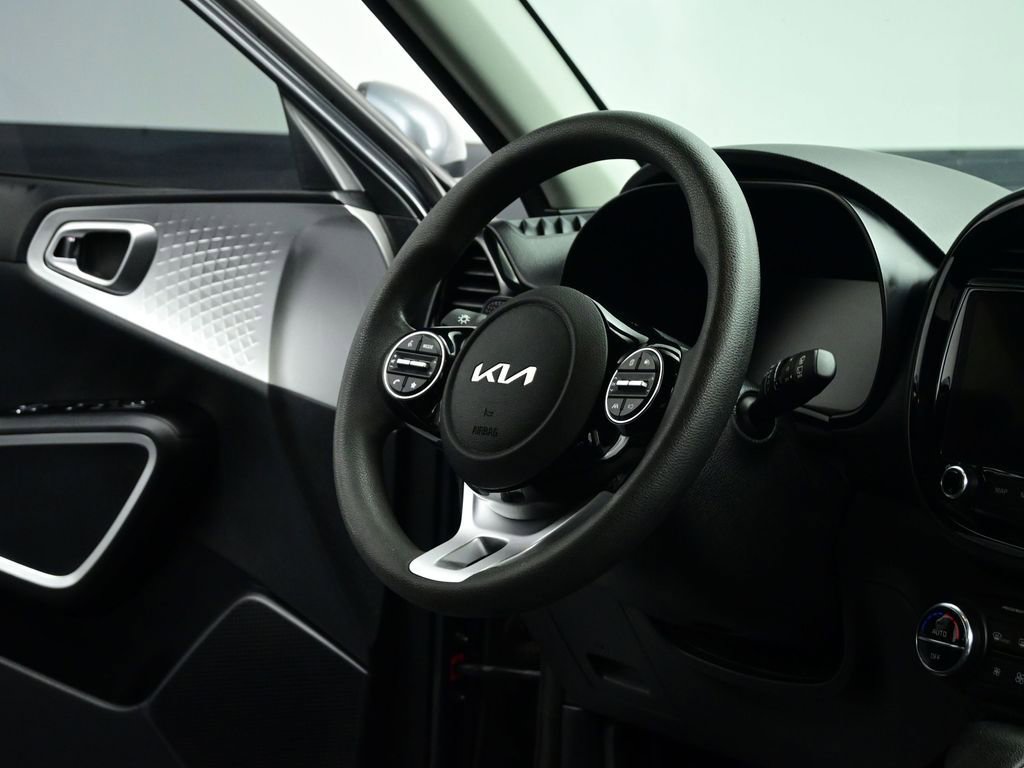 Used 2024 Kia Soul S image 70