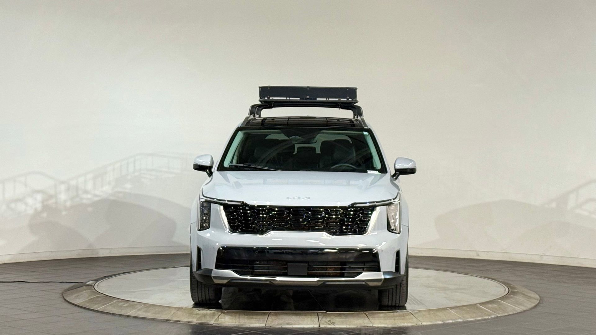 Used 2024 Kia Sorento S w/ Panoramic Sunroof Package video 3