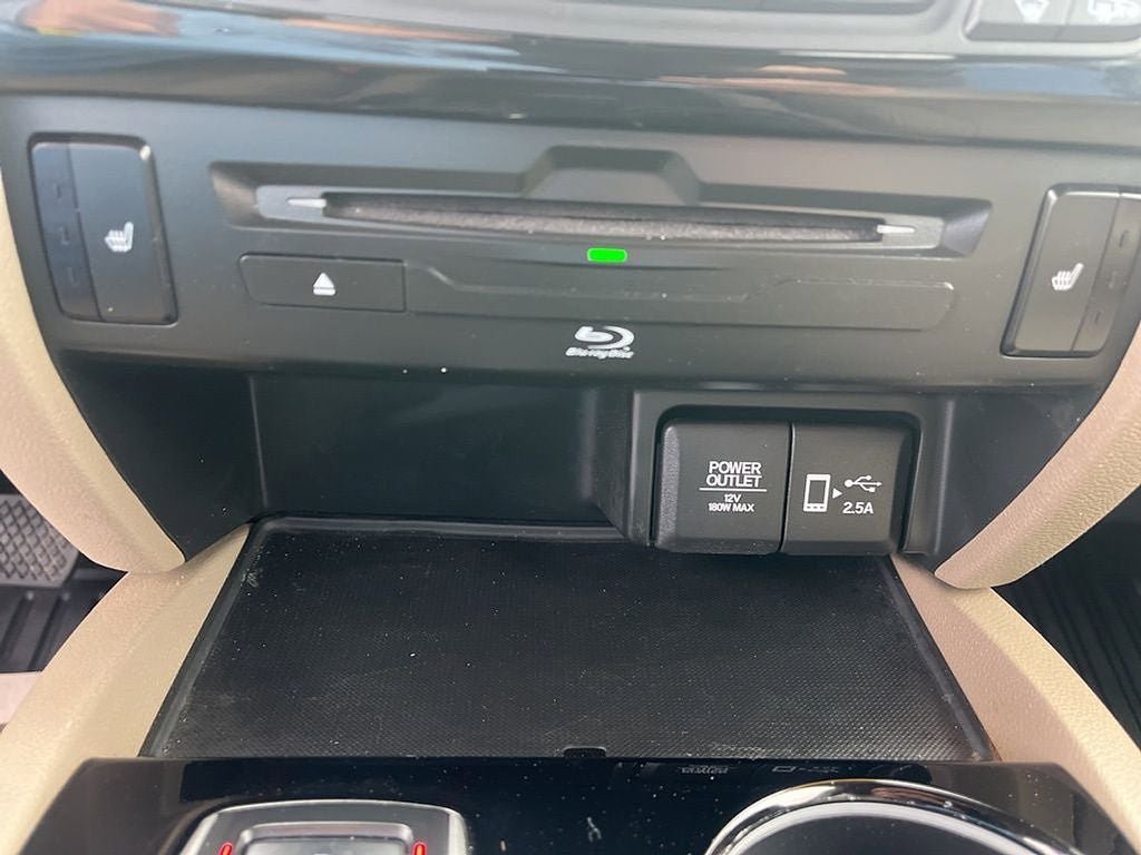 Used 2019 Honda Pilot Touring image 31