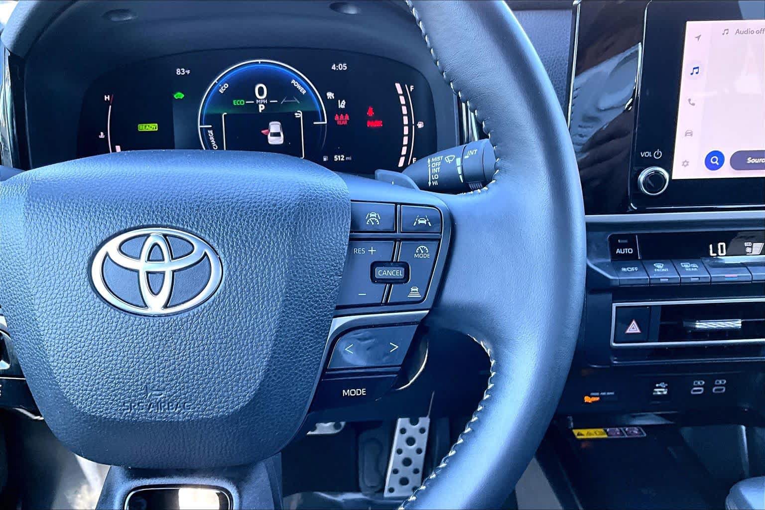 Used 2025 Toyota Camry SE FWD image 24