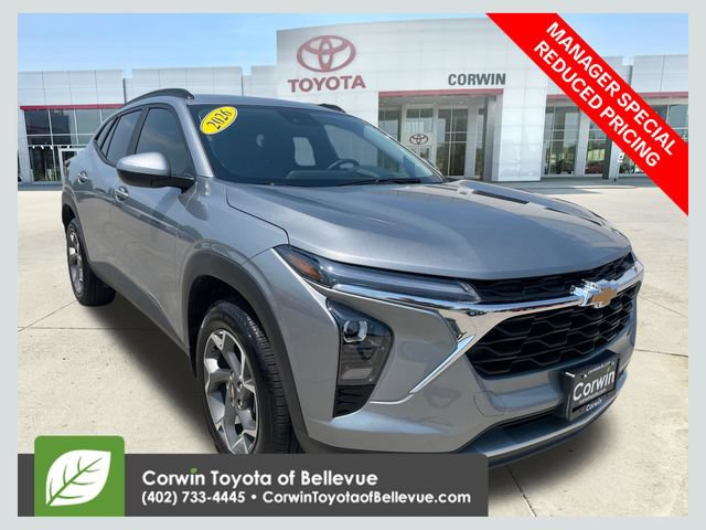 Used 2026 Chevrolet Trax LT w/ Driver Confidence Package