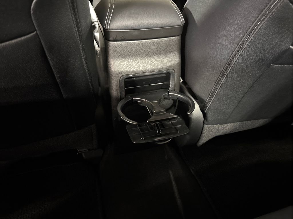 Used 2016 Toyota Corolla S image 32