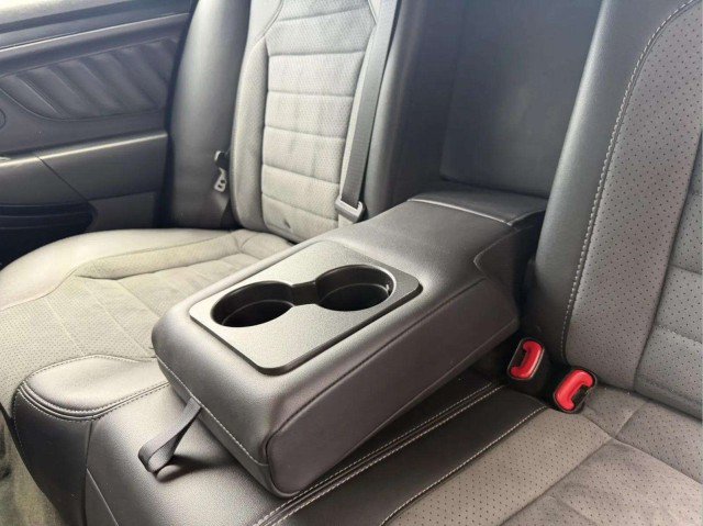 Used 2013 Ford Taurus SHO AWD/4WD image 25